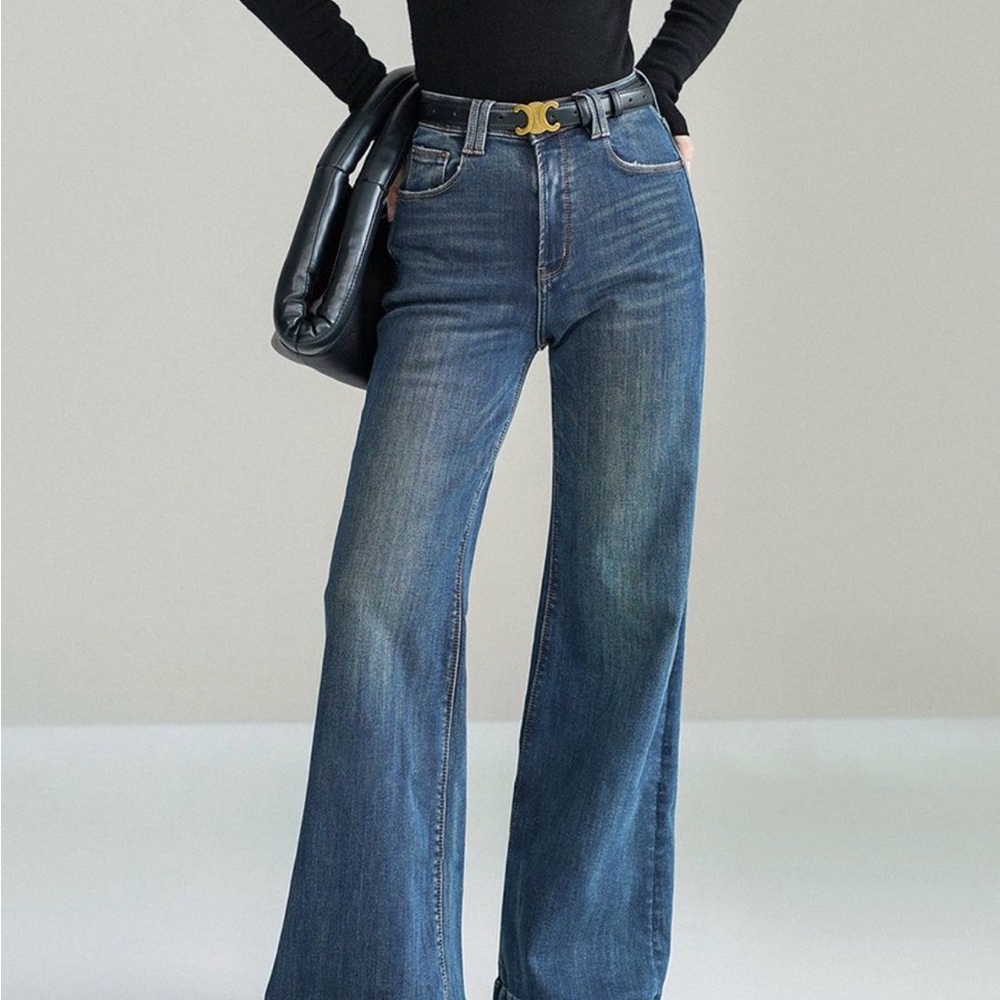 NWOT Commense Flared Wide-Leg Jeans in Dark Blue